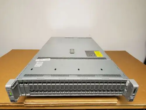 Cisco Ucs-C240-M4 24-Bay Sff Two E5-2640V3 2.6Ghz 8C 32Gb Ram 2X 300Gb 10K 24B