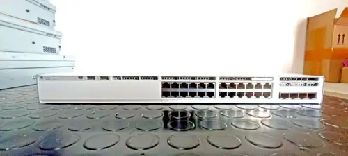 Cisco C9200L-24P-4X-E Catalyst 9200 24 cổng L3 switch quản lý Full Poe+ 4X10G