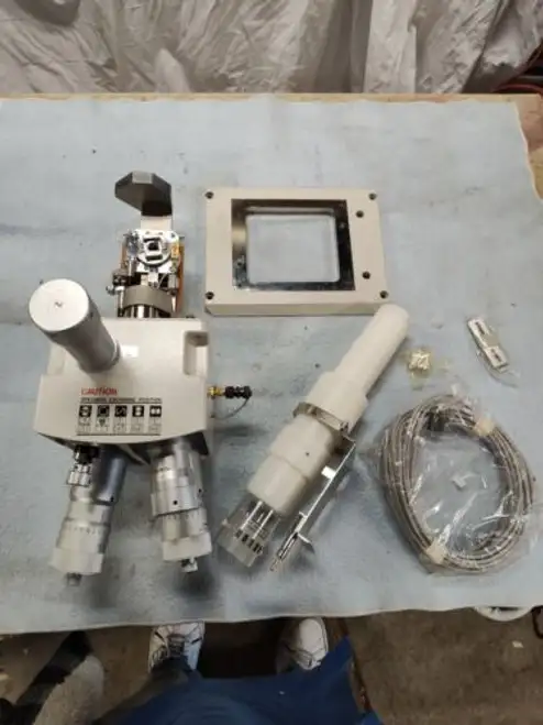 Hitachi S-4300 Sem Scanning Electron Microscope Oem Manual Stage