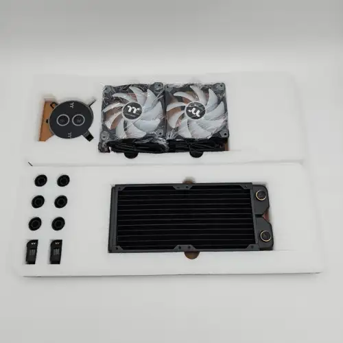 New Thermaltake Pacific Cpu Cooler Water Cooling Kit Cl-W249-Cu12Sw-A