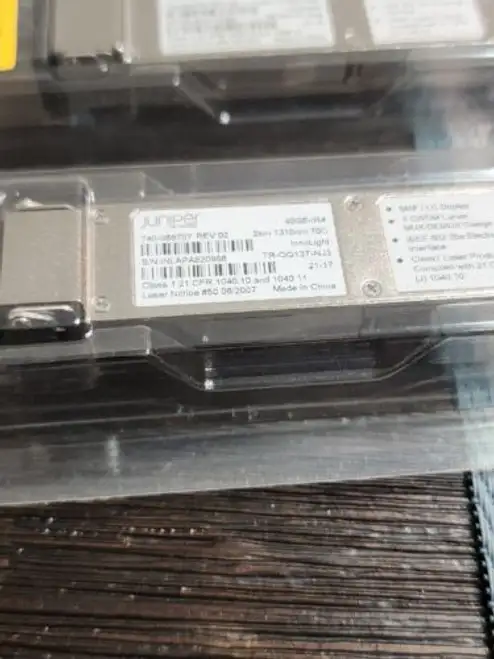 Juniper Jnp-Qsfp-40Ge-Ir4 740-056707 Qsfp+ 40Gbase-Ir4 2Km LC SMF optische module