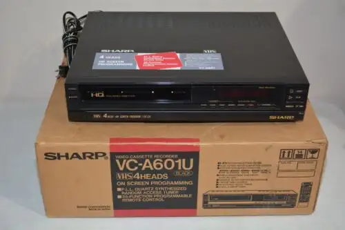 ^ Sharp Video Kassettenrecorder Vhs 4 Köpfe Bildschirm Programmierung Vc-A601U