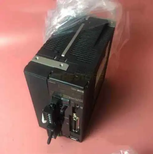 One R88D-KP10H serwonapęd AC