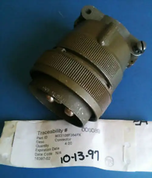 MS3106F36-4PX ITT CANNON CONN 5015 CIRC PIN 3 POSIZIONE SLDR ST CBL MNT