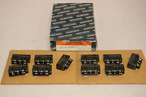 Honeywell Dt-2R711-A7 Micro Switch 10 Amp 125 Or 250 Vac Of 10 8823 2R7