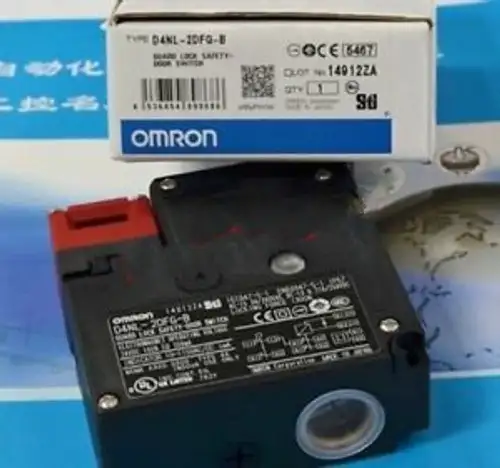 Omron D4Nl-2Dfg-B Guard Lock Safety Door Switch