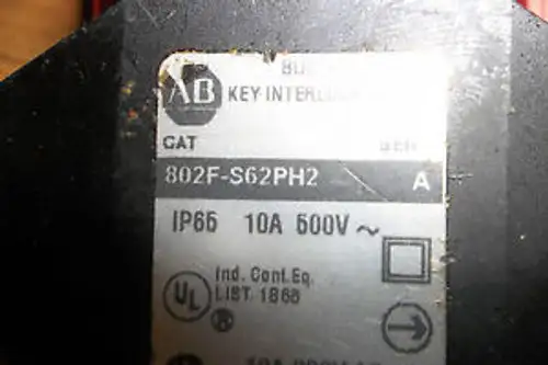 Allen Bradley 802F-S62Ph2 Key Interlock Swith Series A