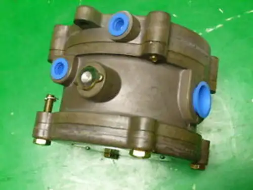 New in DWYER 1950p-15-2F INTEGRAL EXPLOSION PROOF PRESSURE SWITCH