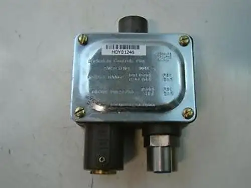 Barksdale Control Pressure Actuated Switch 100-1500 6.90-103 9048-3
