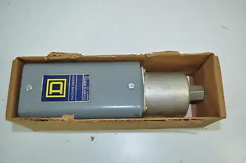 New Square D Sq. D Industrial Pressure Switch 9012 # Bcg-0 13-14 Psi Series A