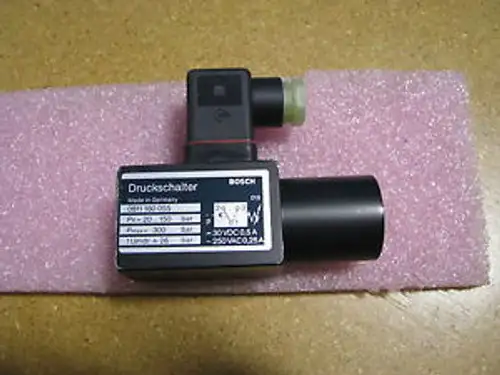 Bosch / Druckschalter Pressure Switch 0-811-160-055 Nsn:5930-01-363-4960