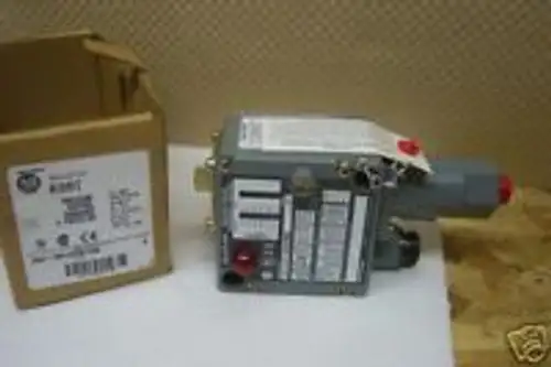 Allen Bradley 836T-T301Jx24X15X6 Adjustable Pressure Control Switch