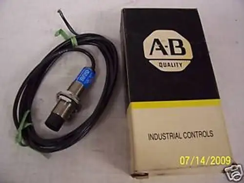 Allen Bradley Proximity Sensor 871C-N8B18 Of 2