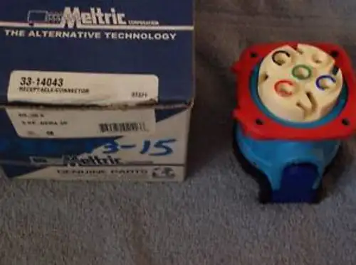 Meltric Receptacle 33-14043 Ds 20 A 3Ph 480 V Nib