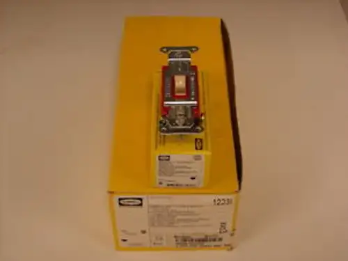 Hubbell Hbl1223I 3 Way Toggle Switch 20 A 120-277Vac Ivory ( Of 10)Nib