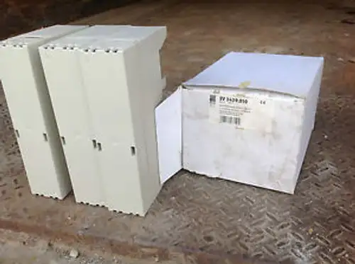 3- Pack Rittal SV-3439.010 Busbar Connection adaptor 600 A 600V 3-pole