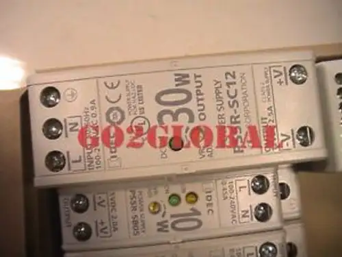 IDEC PS5R-SC12 AC-DC przetwornica szyna DIN 1 wyjście 30W 2.5A 12V