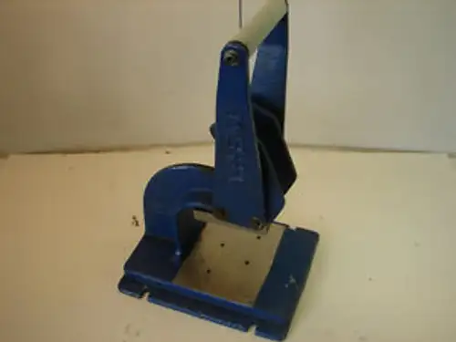 Amphenol 357J-4674 Tool Press Vice 1 1/4 To 2 3/8 ing Xlnt