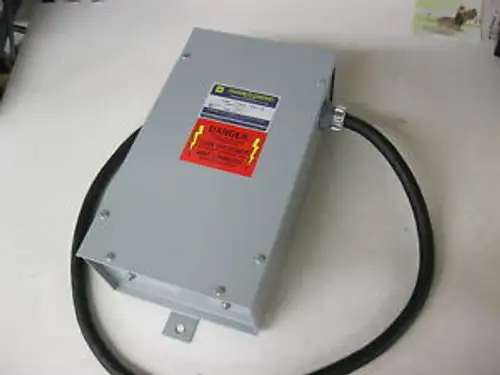 Square D Pfc4005C Var-Gard Power Factor Capacitor 5 Kvar 480 Volts 3 Phase