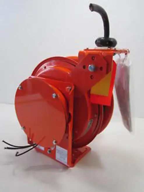 Hubbell G-383 Heavy Duty All-Welded 20 Amp Cable Reel With 25 Of 12/3 Cable