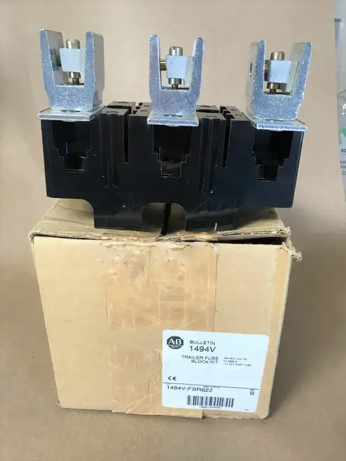 Allen Bradley Trailer Fuse Block 250-600V 101-200 Amp 1494V Fsr622