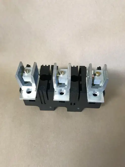 Allen Bradley Trailer Fuse Block 250-600V 101-200 Amp 1494V Fsr622