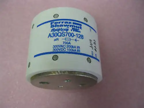 Ferraz Shawmut A30Qs700-28 pojistka