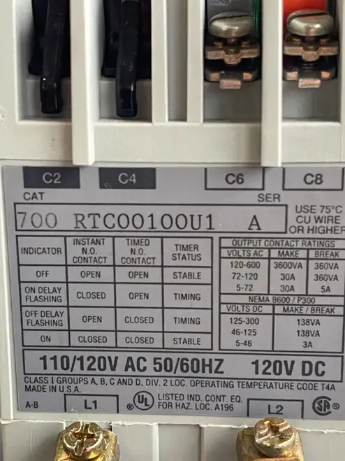 ALLEN BRADLEY SOLID STATE TIMING RELAY 110/120 VAC 120 VDC 700-RTC00100U1