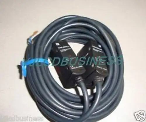 Omron E3S-At31 Optoelectronic Switch
