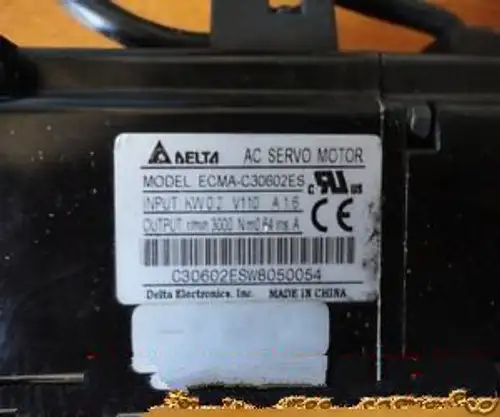 Delta Ecma-C30602Es 60mm 220V 3000rpm 200W 0.2kW 交流伺服馬達帶鍵槽