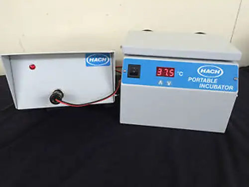 Hach Model 25699-00 Portable Incubator With Model 25804-00 Power Supply