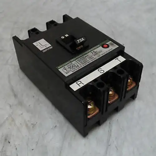 Matsushita 75A Green Power Thyristor Protector Bat3-75-39 T-100 3P 100Af