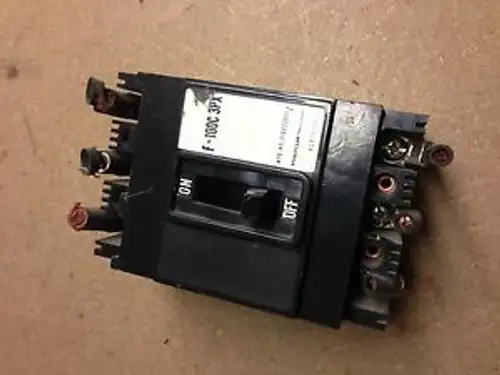 Hitachi F-100C 3Px ตัวตัดวงจร 3 ขั้ว