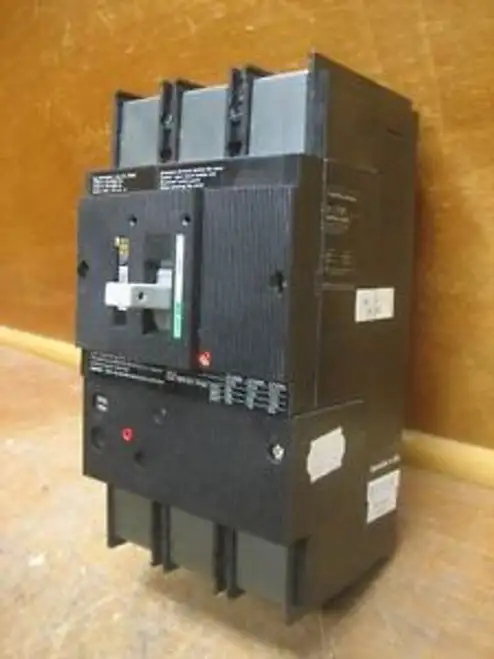 Merlin Gerin Cf250Na/37034 250A Leistungsschalter 600V Hilfsschalter 37402 Cf-250Na 250 Amp