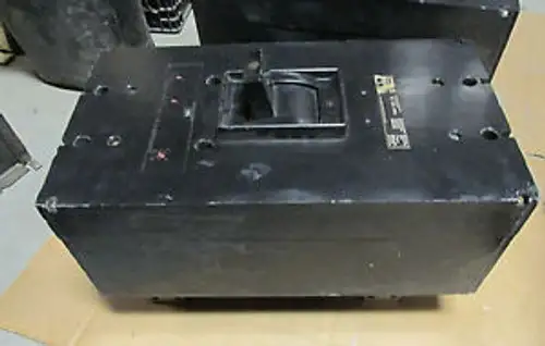 Westinghouse 2500A Breaker .. Pb Frame 1200A Trip Cat Pb32500F .. Zm-003