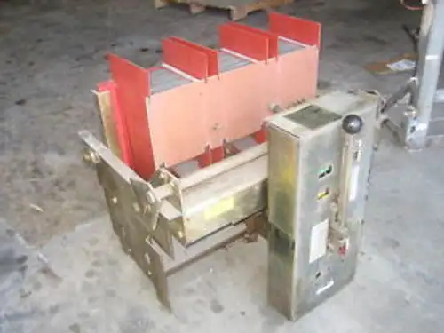 Siemens-Allis La-3000A 3000 Amp Air Circuit Breaker Draw Out Static Trip Ii Lig