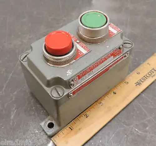 KILLARK XCS-0B4 EXPLOSIONSGESCHÜTZTER ELEKTRISCHER TASTER FÜR EXPLOSIONSGEFÄHRDETE BEREICHE