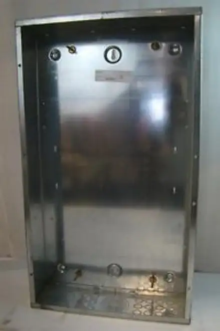 Square D R-4090 MH35 Panel Enclosure