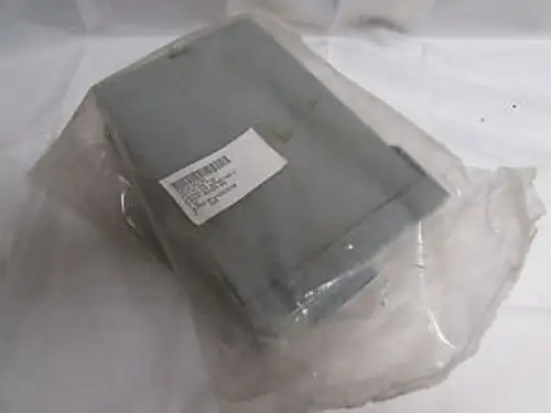 Siemens W0204Ml1060-2 Circuit Breaker 8X5X3