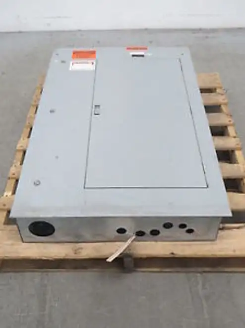 Westinghouse Na-70885It-98 100A Amp 120/208V-Ac Distribution Panel B366914