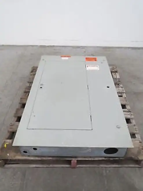 Westinghouse Na-70885It52 B10B42Cky 100A 120/208V-Ac Distribution Panel B421628