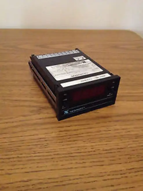 Newport Electronics Q2001-Fvr5 Steuergerät