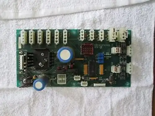 York Chiller Circuit Board Model: 031-00915C000 Rev B