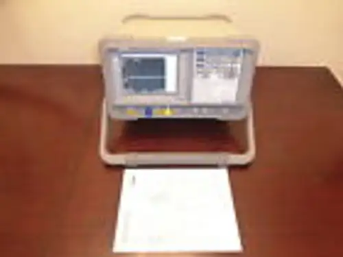 Agilent E4403B ESA-L 9 kHz bis 3 GHz Spektrumanalysator mit Optionen B72 und A4H