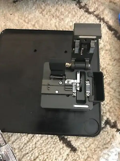 Leviton Lynx Fiber Cleaver 49886-Ln Fiber Optic Termination Tool