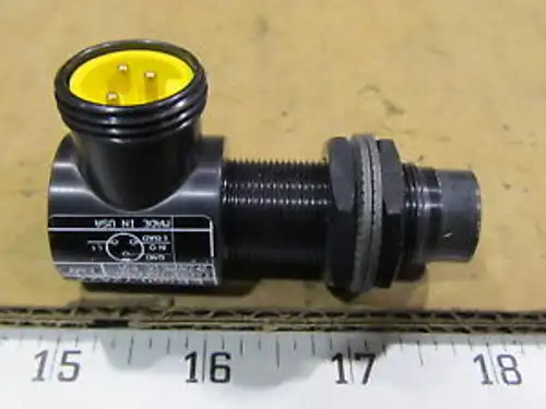 Namco Ee560-72422 18 Mm 20-230 Ac/Dc Sensor