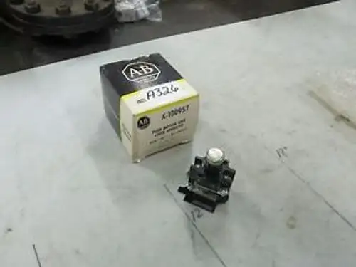 Allen Bradley Lever Operated Push Button Unit #X-100957 1-N/O 1-N/C Contact )