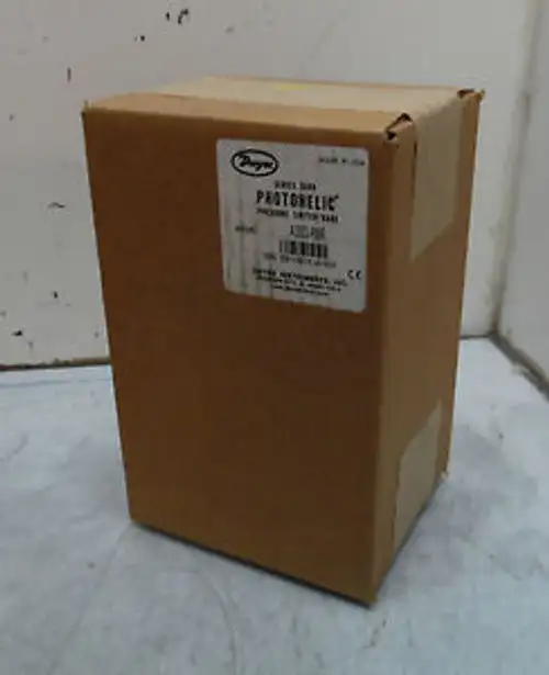 NEW Dwyer Series 3000 Photohelic Pressure Switch / Gauge A3003-RMR