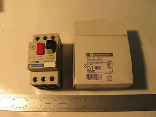 Telemecanique GV2-M08 021087 2.5-4A 2HP jistič motoru