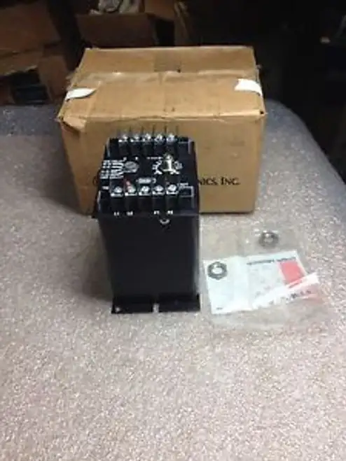 (Rr28) Issc 1013U-1-H-3-C Time Delay Relay